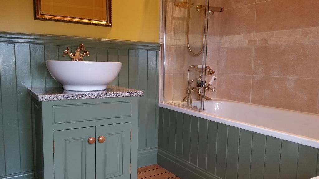 Ty Derw Country House B&B Рутин Стая снимка